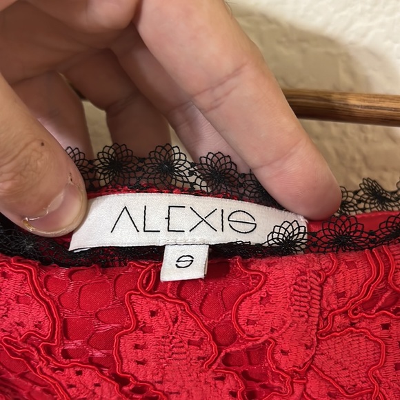 Alexis | Layla Off-the-Shoulder Red Lace Black Velvet Romper - Picture 4 of 6